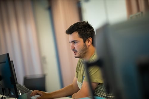 AE - Hackaton-12